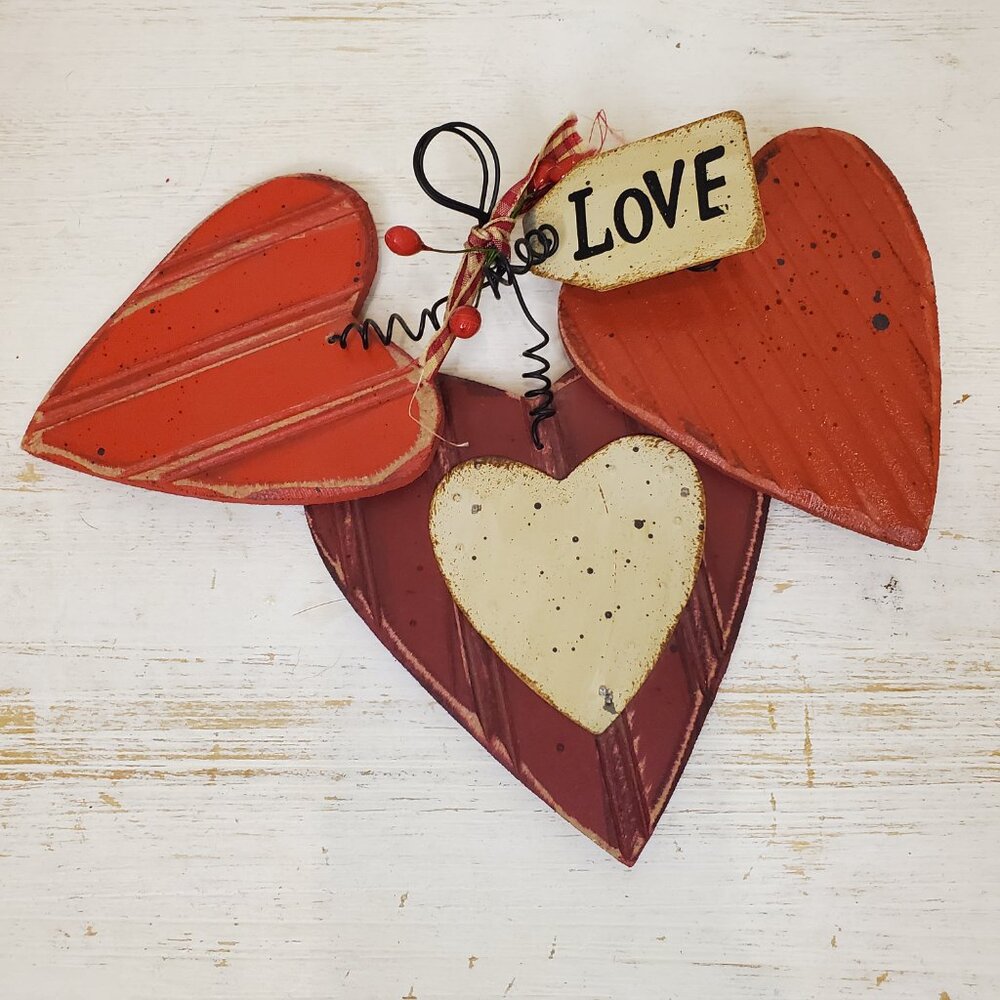 Red Wooden Hearts with Metal LOVE Sign Country Farmhouse Decor